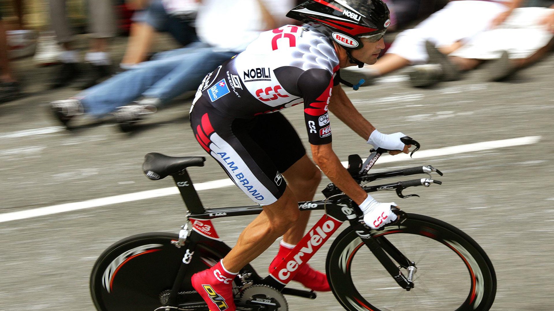 比利时仰泳选手状态回暖，比利时体操选手